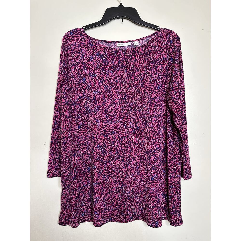 Susan Graver Size Large Pink 3/4 Sleeve Floral All over Pattern Blouse Stretchy